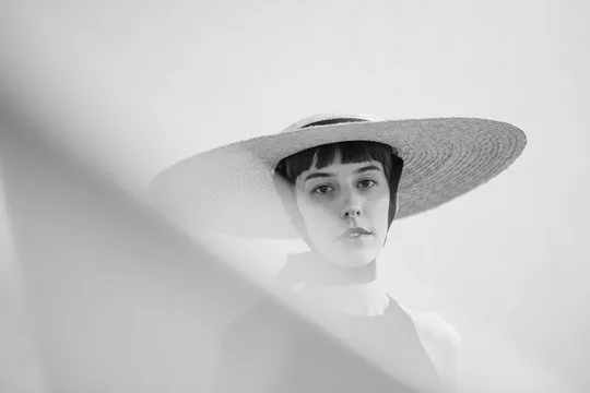 真人主持人照片