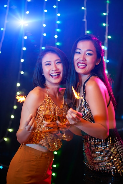 问鼎娱乐iosapp下载界面展示